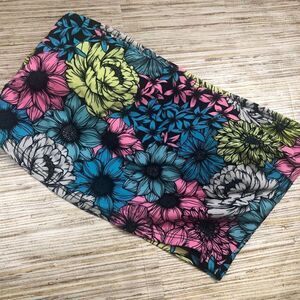 1945 Salt + Cove Ruffled wide Bandeau Swimsuit Top MULTI sz M new